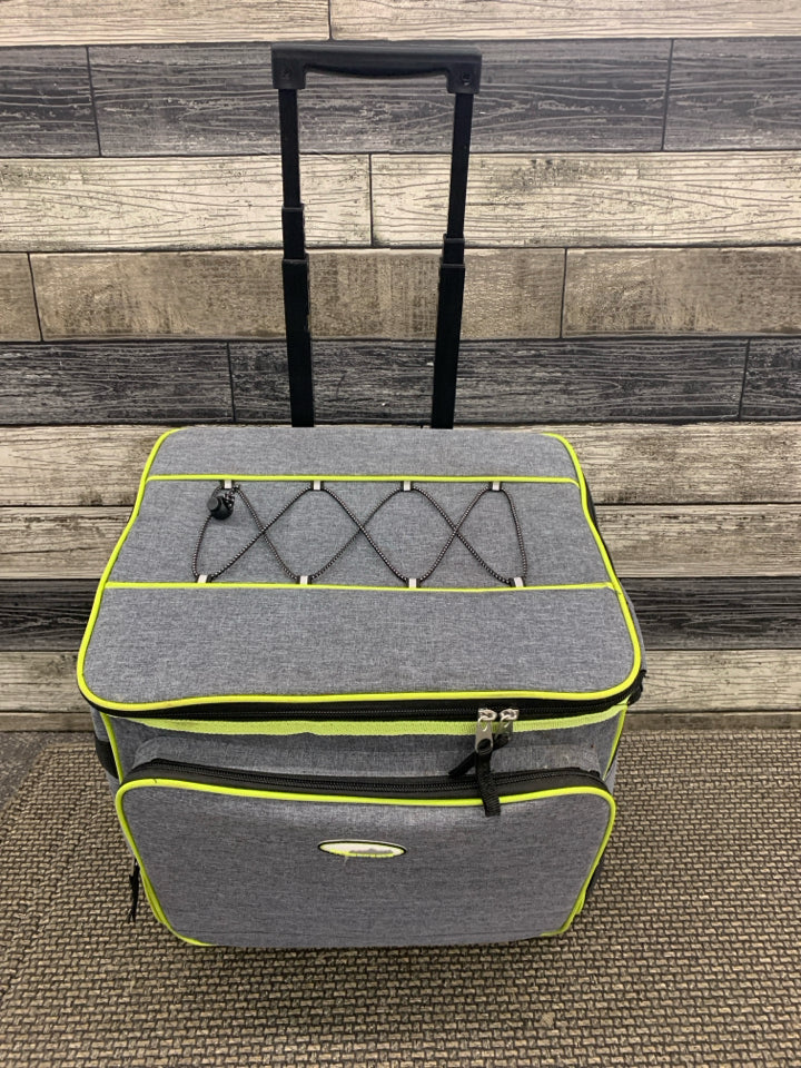 ARIZONABLUE ARCTIC PAK GRAY ROLLING COOLER BAG.