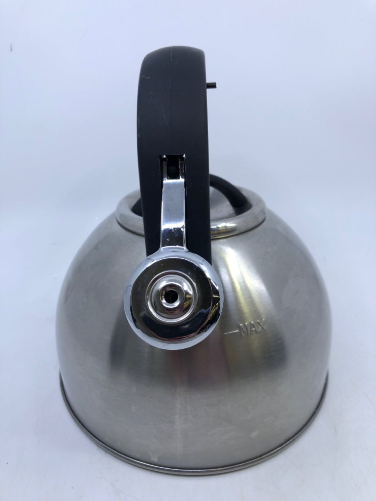 STAINLESS STEEL TEA KETTLE.