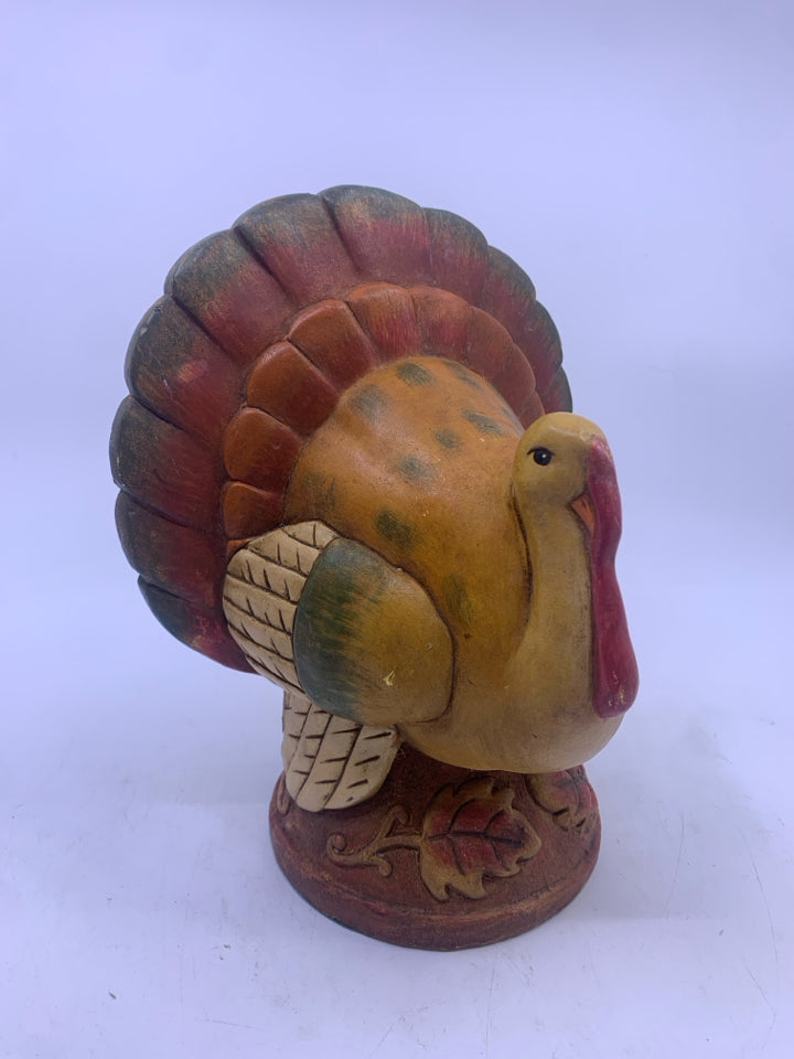 WOOD TURKEY STATUE FOOTED BASE.