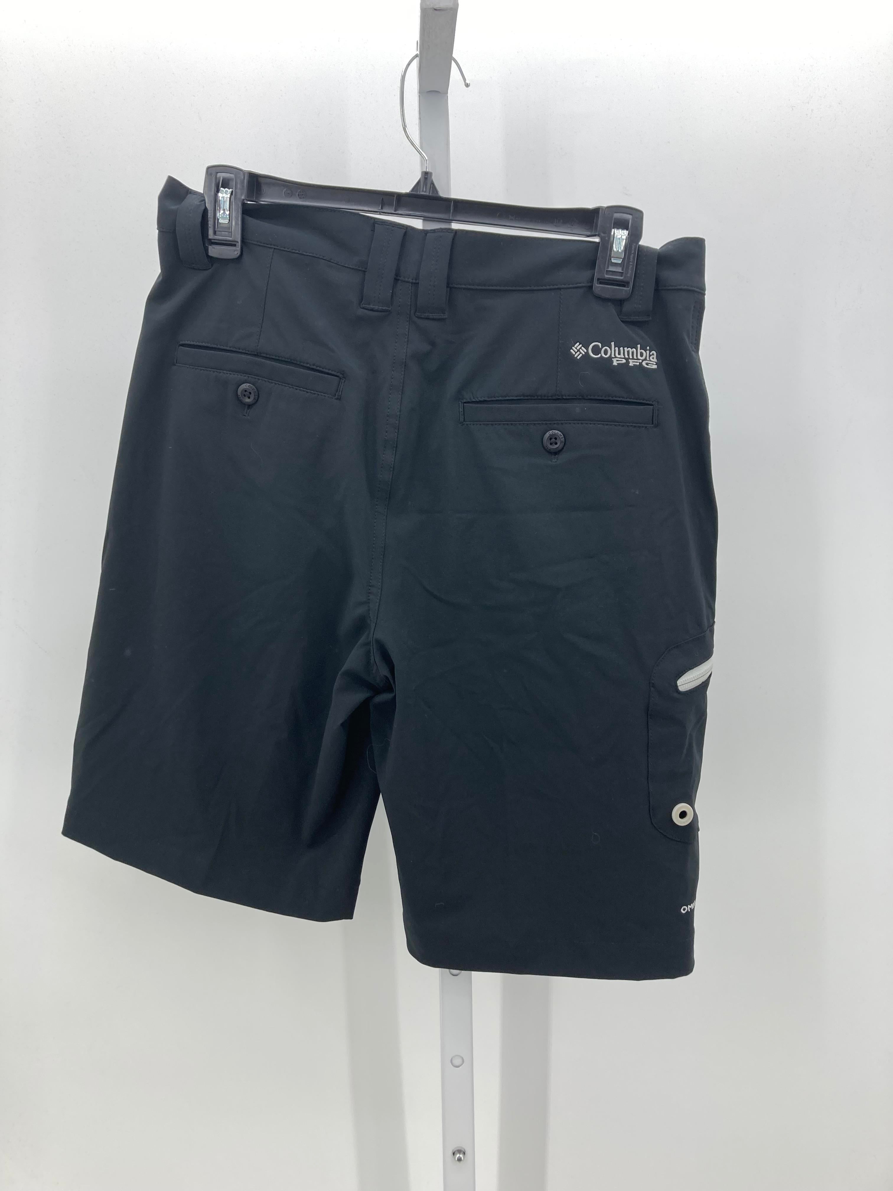 CARGO SHORTS WITH BOTTLE OPENER AND CUTTER