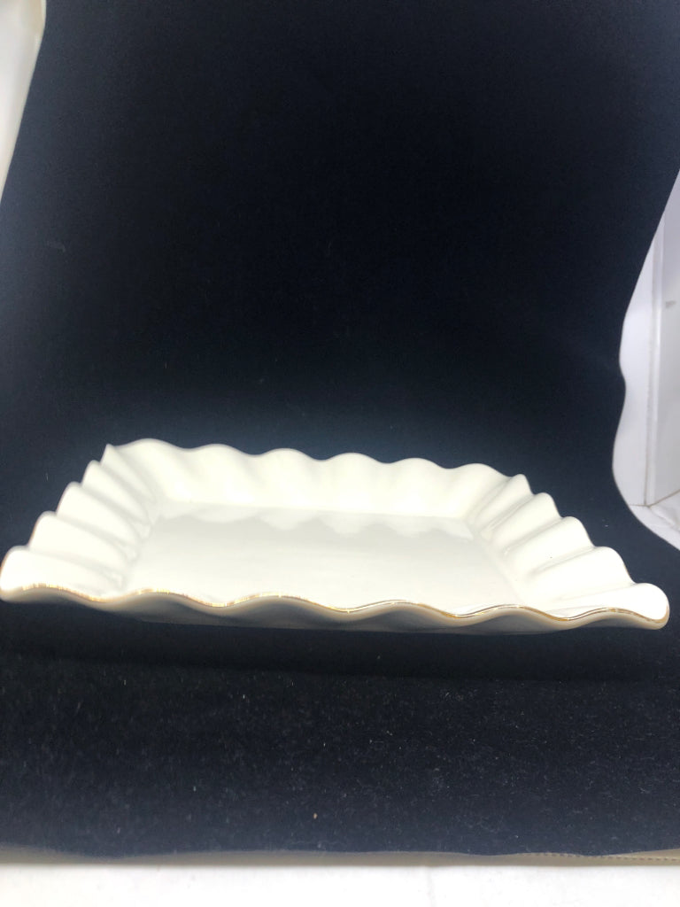 RECTANGLE WAVY EDGE SERVING PLATTER-CREAM W/GOLD TRIM.
