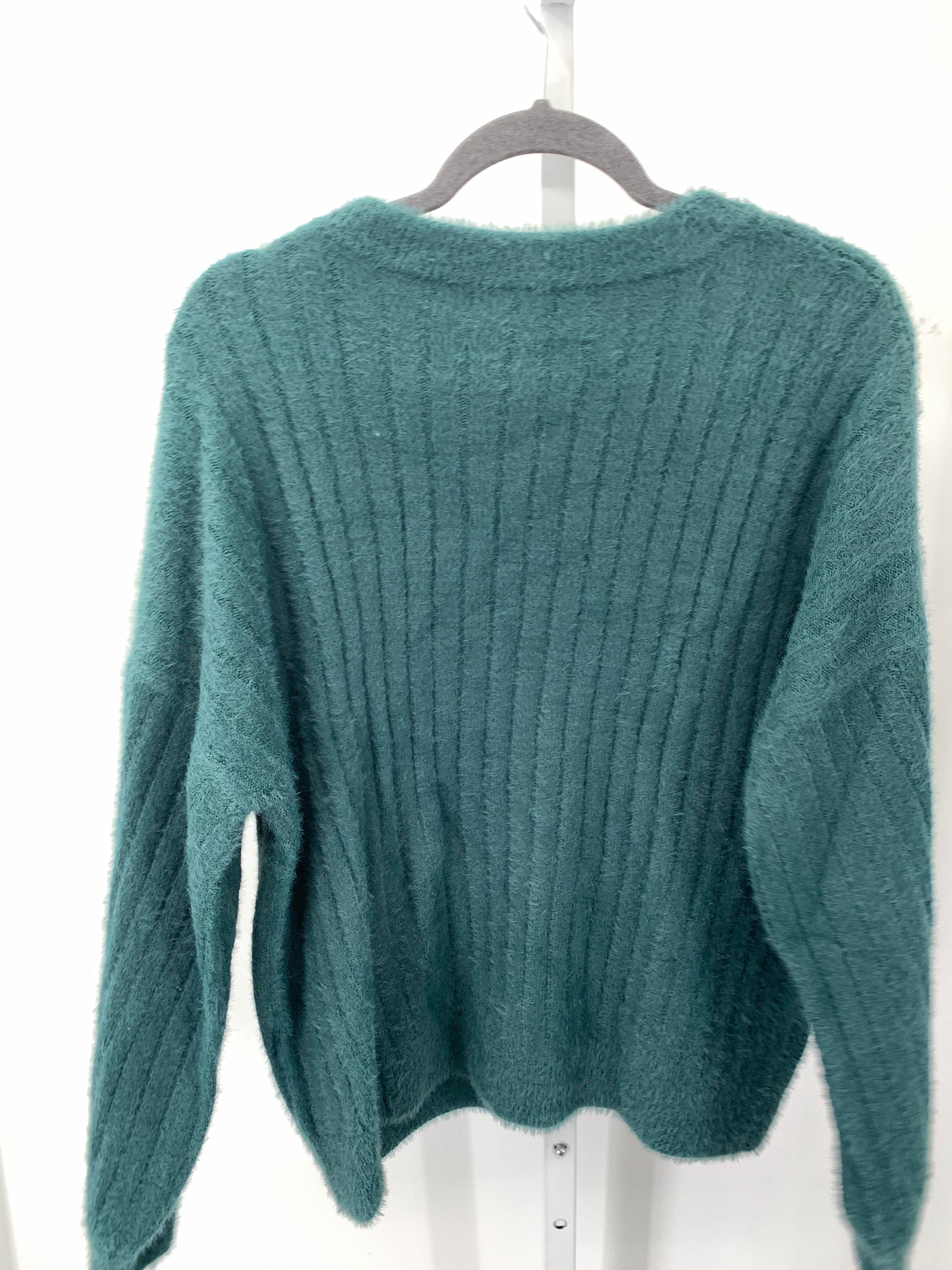 SO Size Medium Juniors Long Sleeve Sweater
