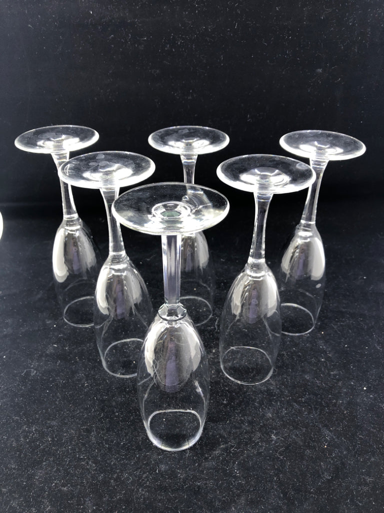 6 SKINNY STEM CHAMPAGNE FLUTES.