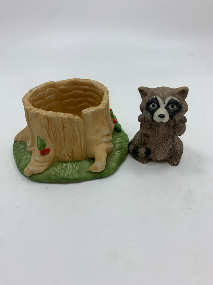 2PC WOODLAND SURPRISES RACCOON FRANKLIN PORCELAIN FIGURINE.