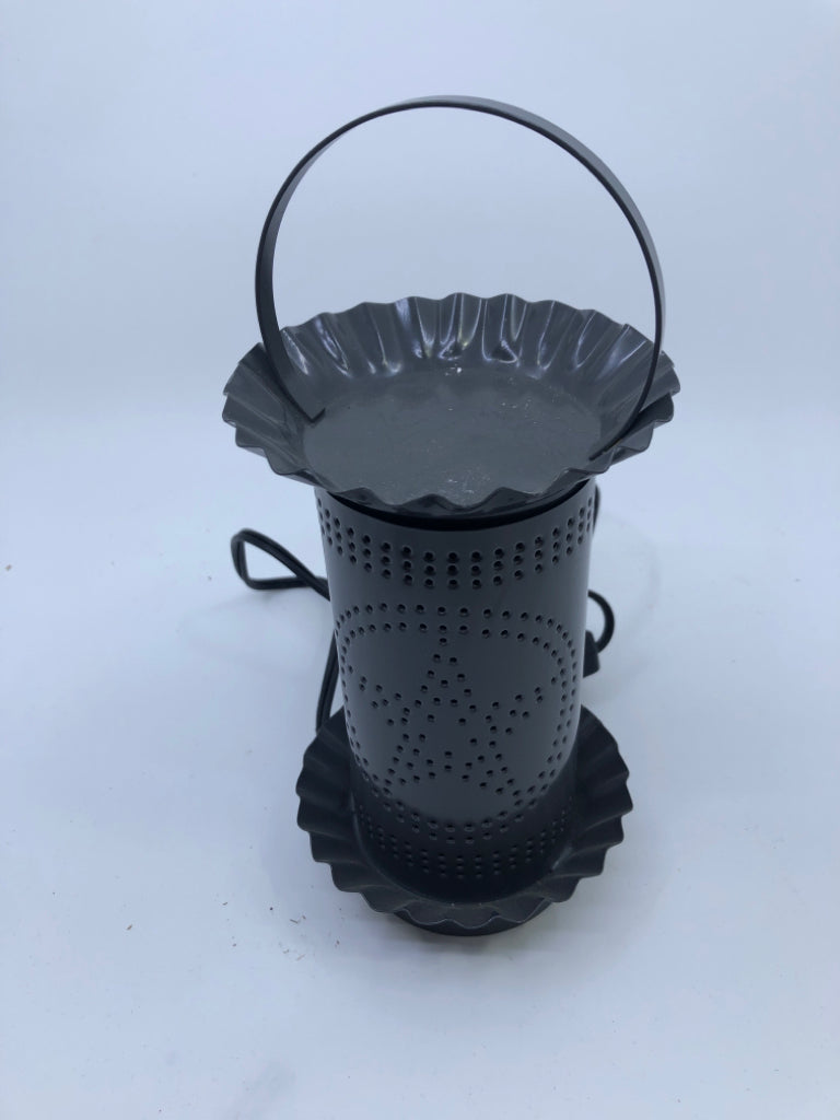 GREY METAL PIERCED STAR LIGHT WAX WARMER.