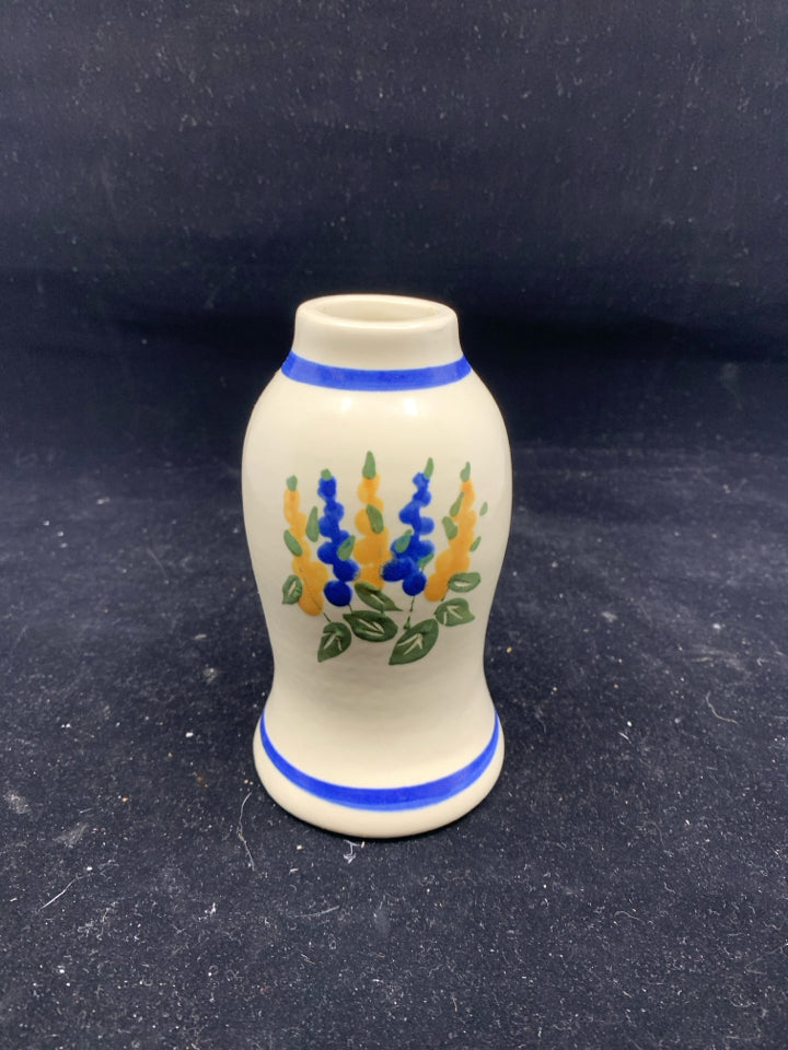 CREAM W BLUE YELLOW FLOWERS VASE.