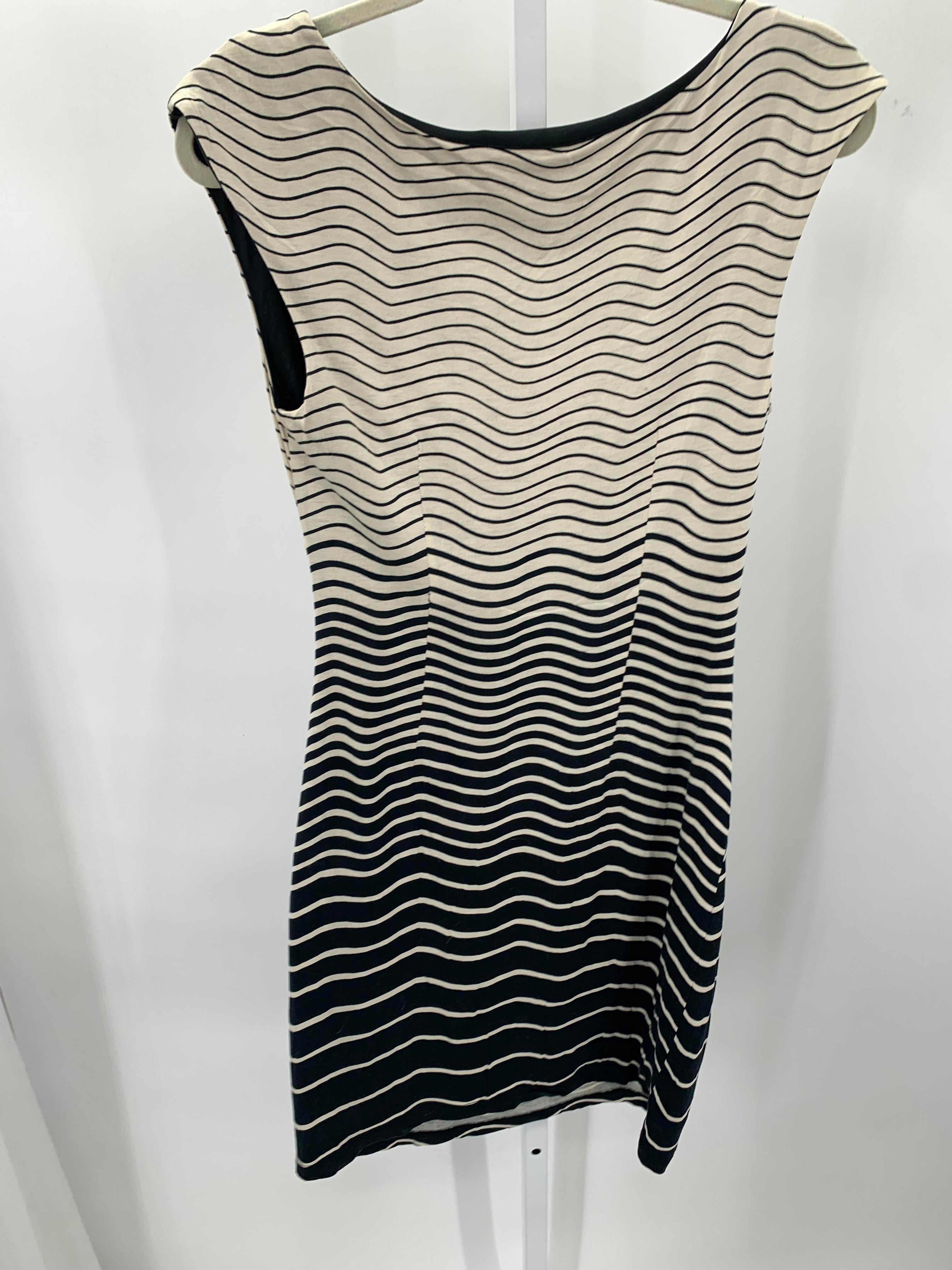 Loft Size Medium Misses Sleeveless Dress