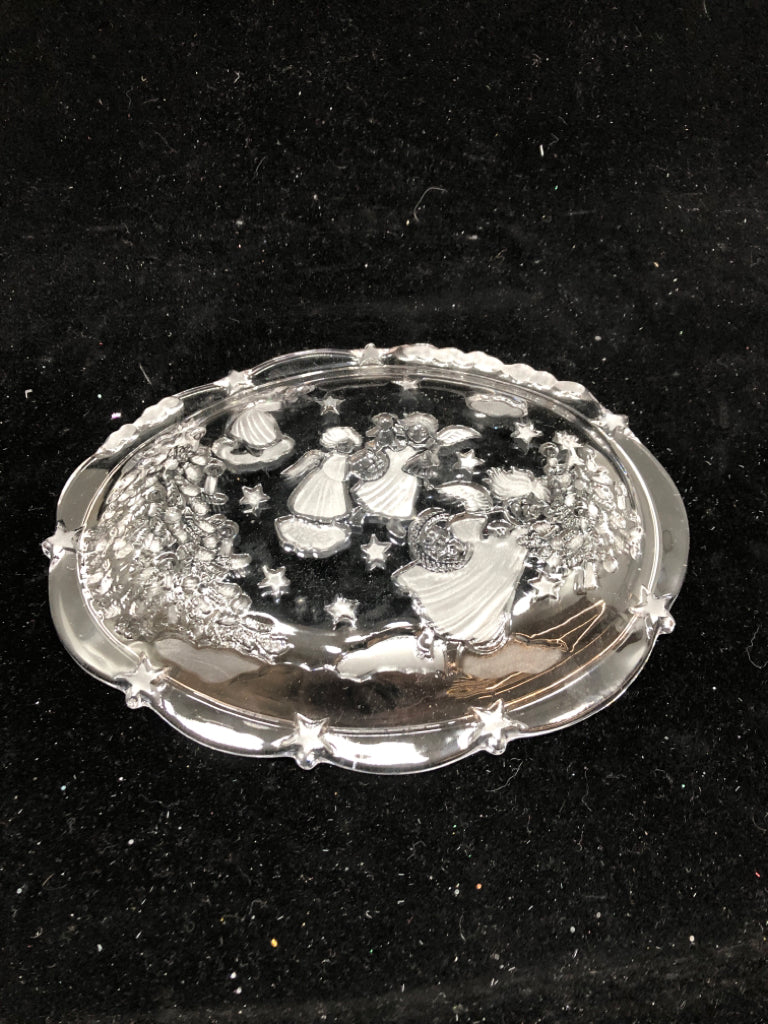 NIB CLEAR GLASS SERVING DISH-MIKASA.