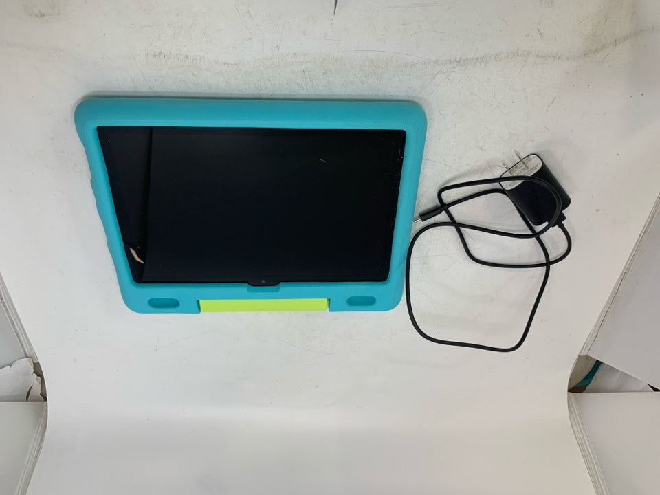 Amazon Fire HD 10 Tablet w/ Case & Charger