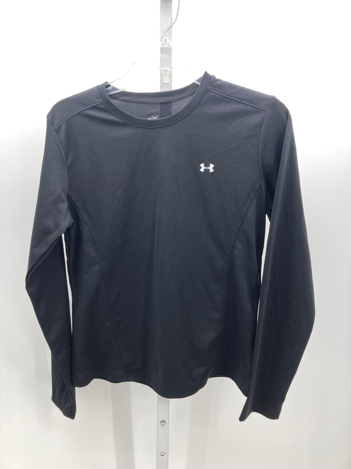Under Armour Size Medium Misses Long Sleeve Shirt