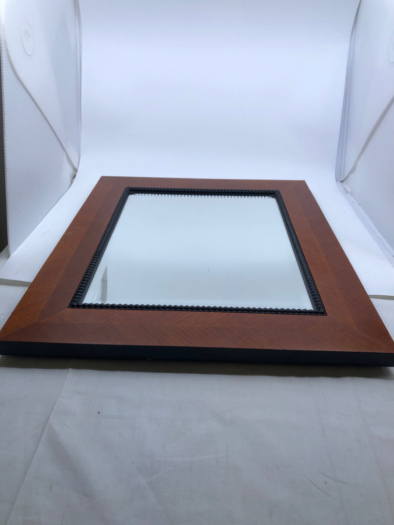 FAUX WOOD FRAME W/ BLACK BEADED INNER EDGE MIRROR.