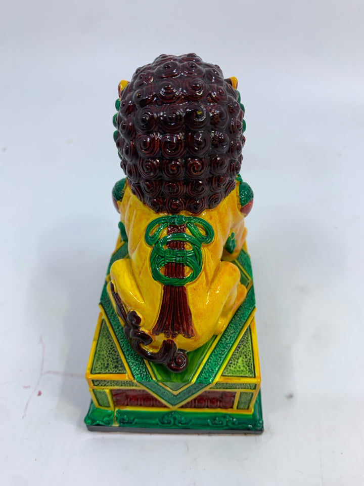 CHINESE LION FIGURINE W/DRAWER.