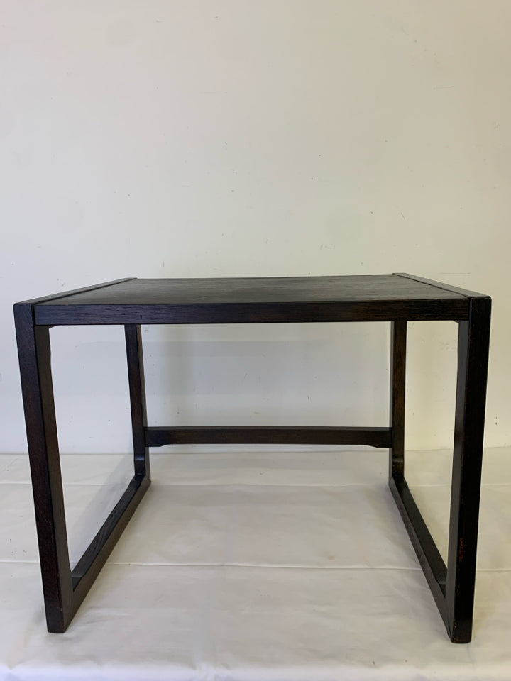 SMALL DARK WOOD END TABLE.