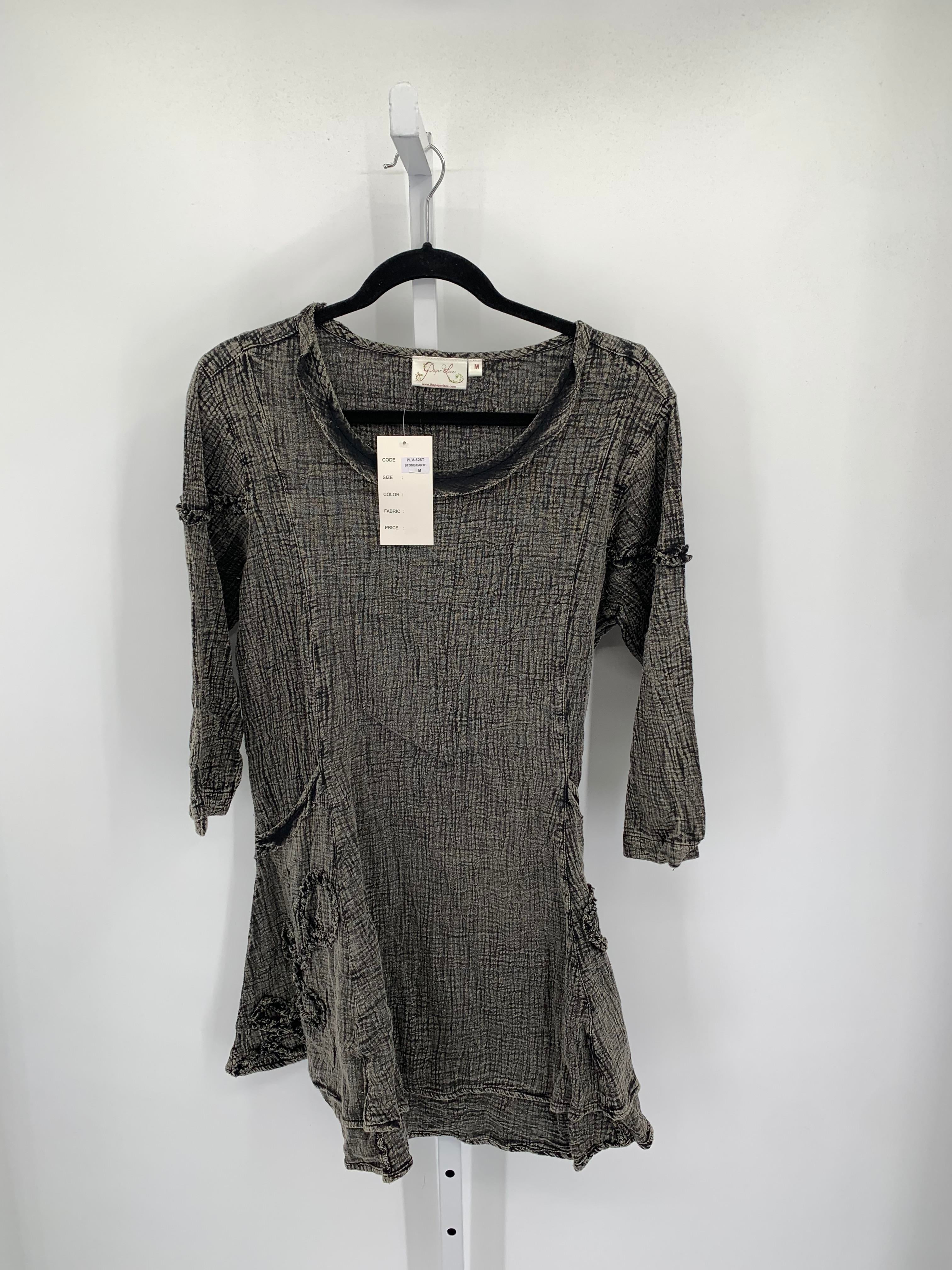 Size Medium Misses 3/4 Sleeve Dress