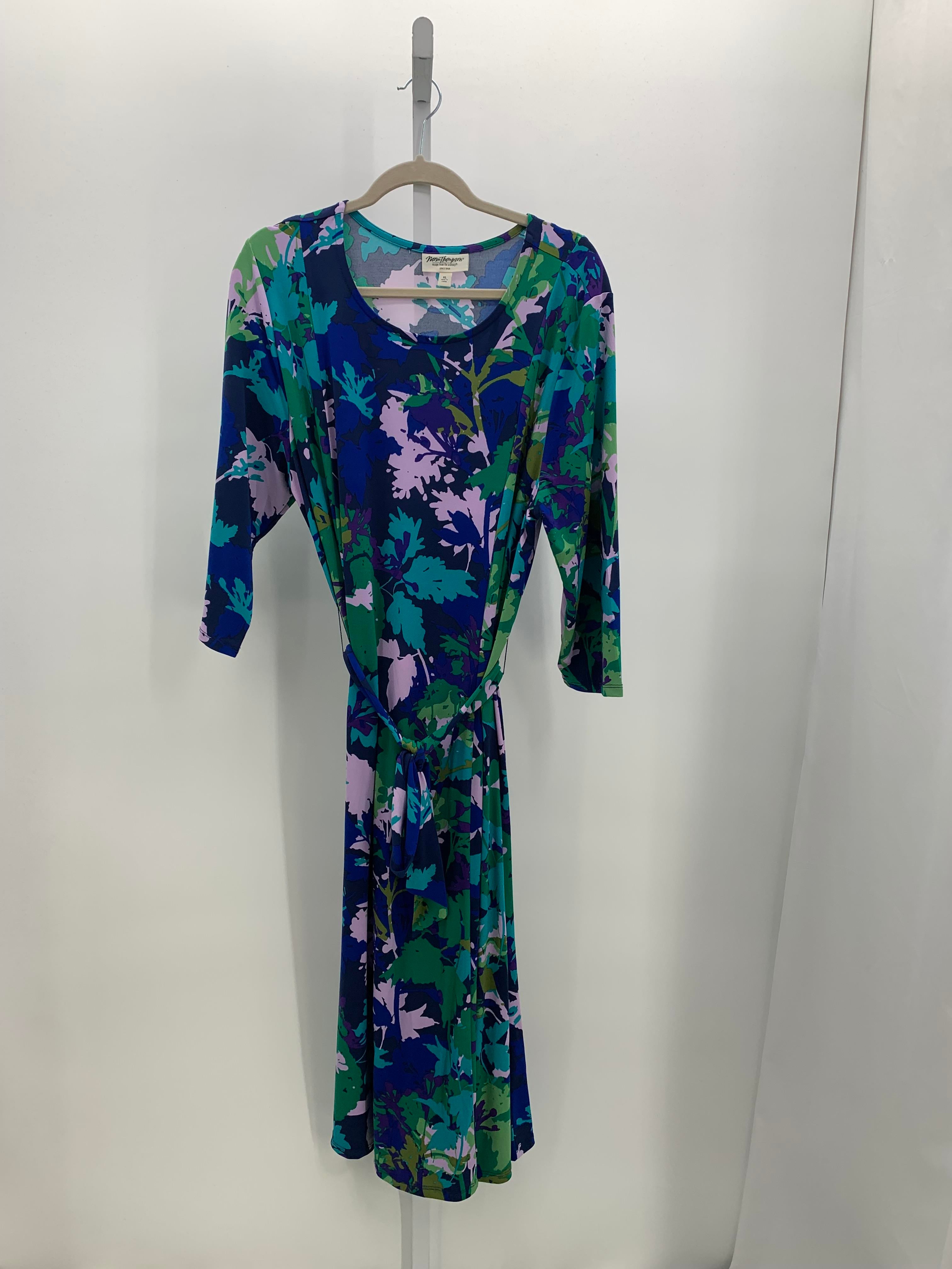 Size Extra Large Misses 3/4 Sleeve Dress