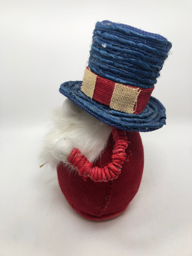 UNCLE SAM GNOME WITH AMERICANA HAT+FLAG.