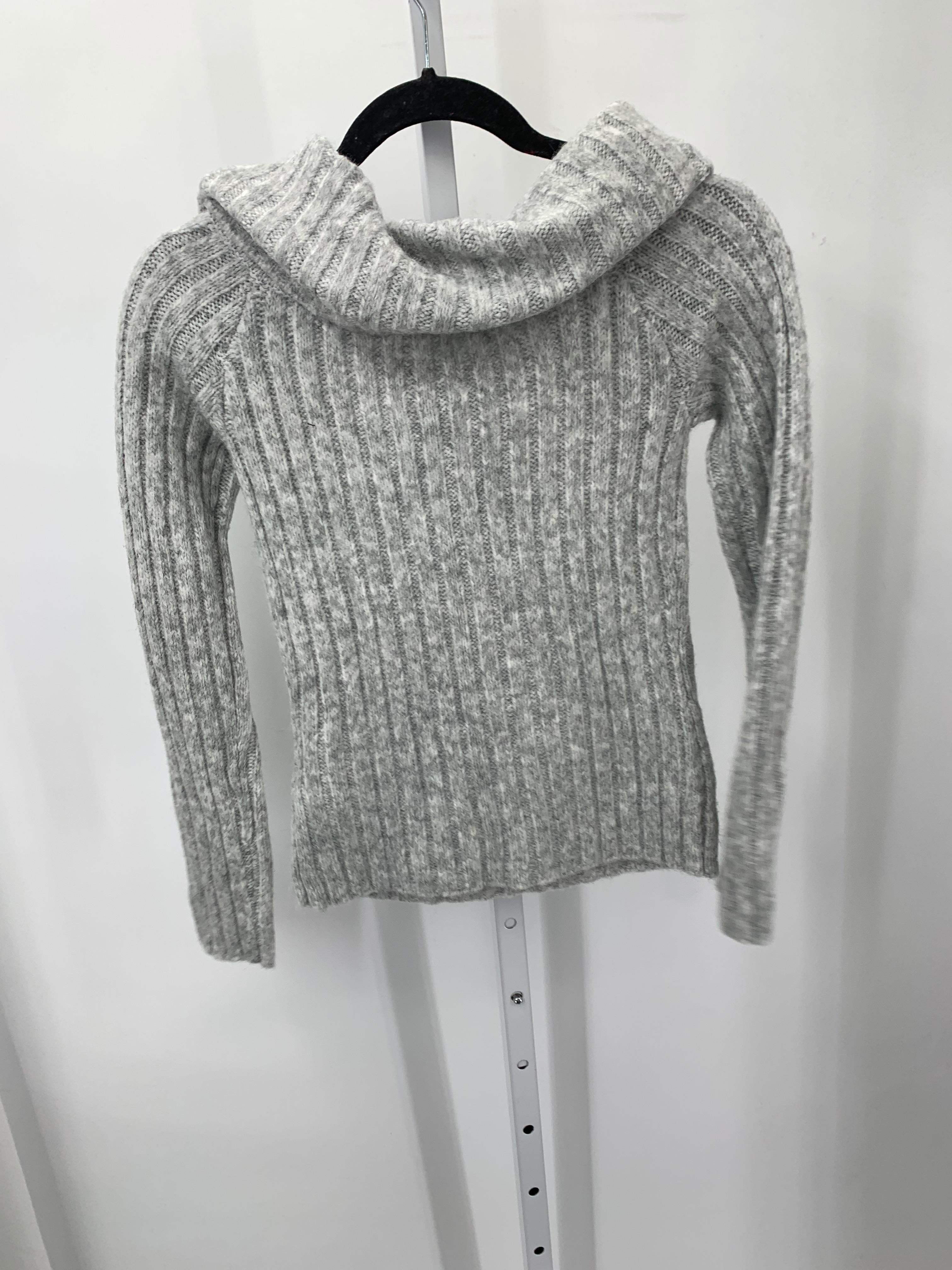 Abercrombie Size Small Juniors Long Sleeve Sweater