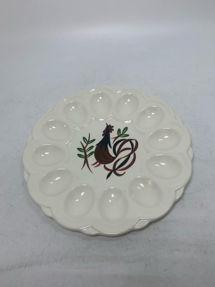 VTG CANONSBURG DEVILED EGG PLATTER W/ ROOSTER IN CENTER.