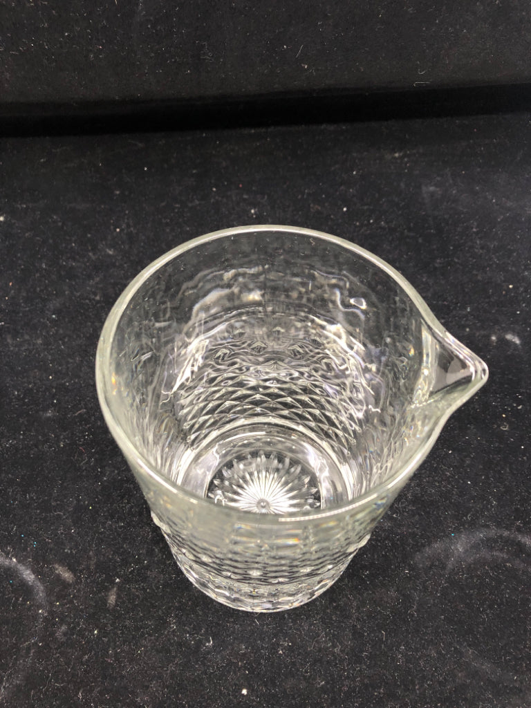 SMALL GLASS PITCHER W NO HANDLE.