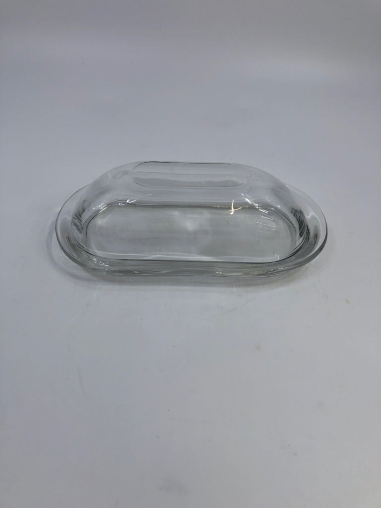 CLEAR GLASS BUTTER DISH.