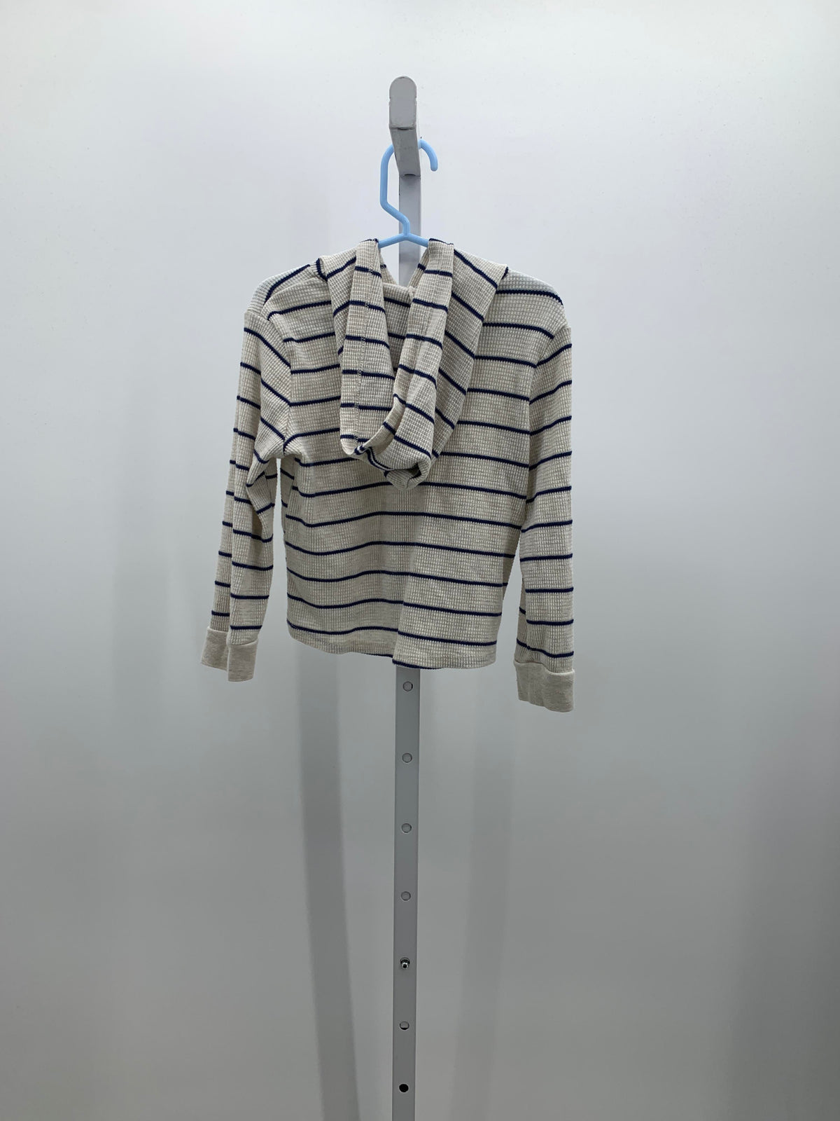 HOODED BLUE STRIPES