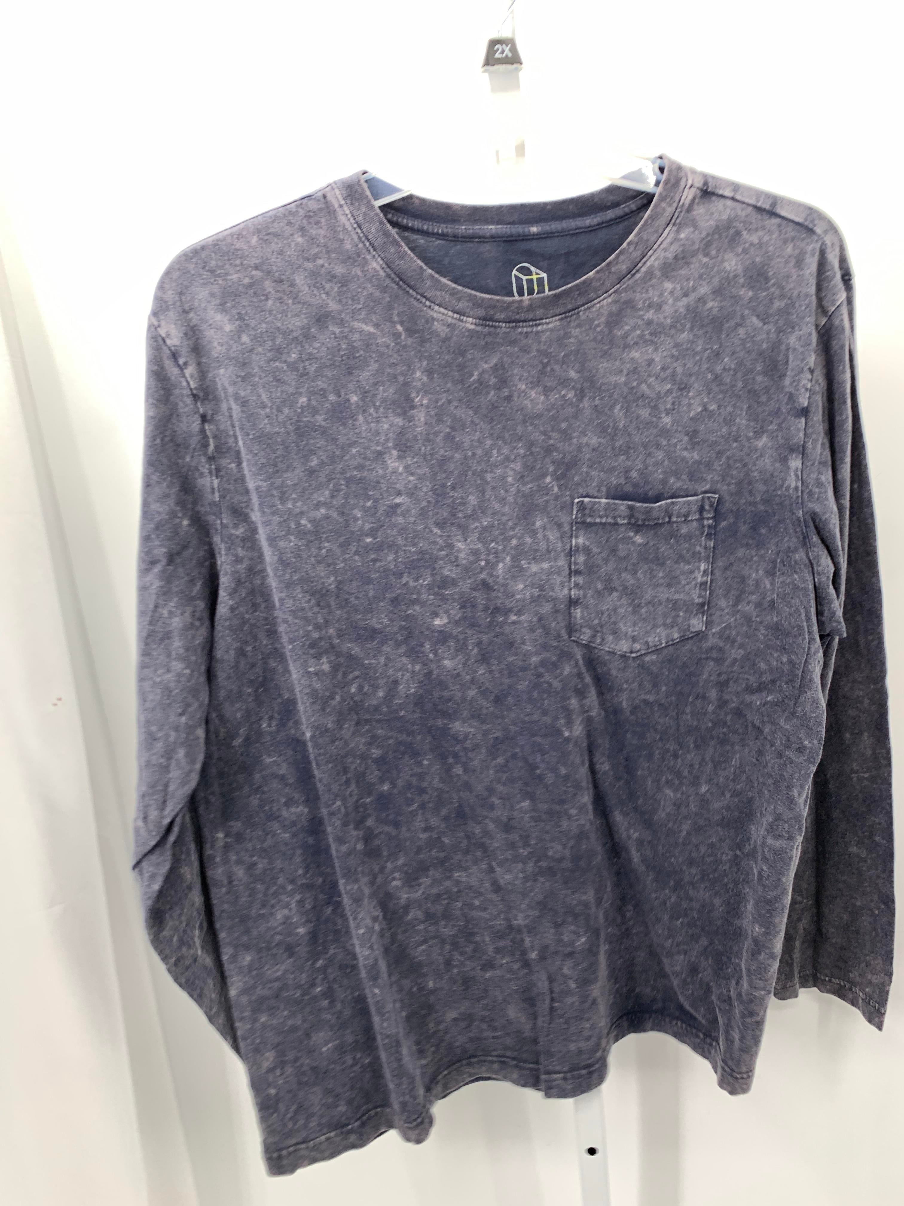 CREWNECK KNIT.