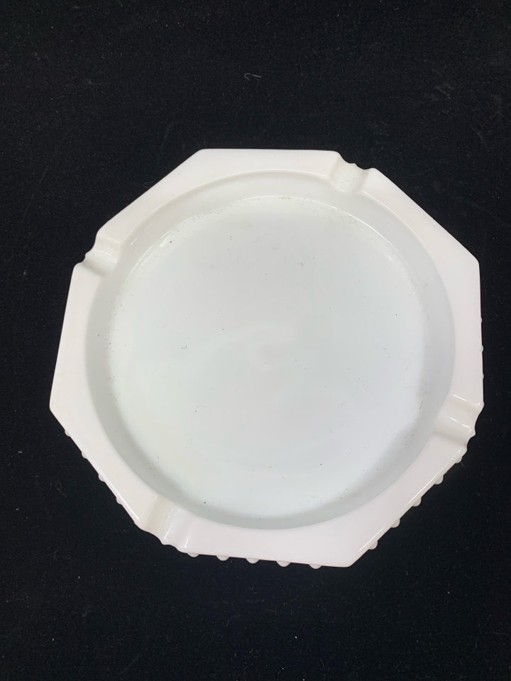 VTG MILK GLASS HOBNAIL ASHTRAY.