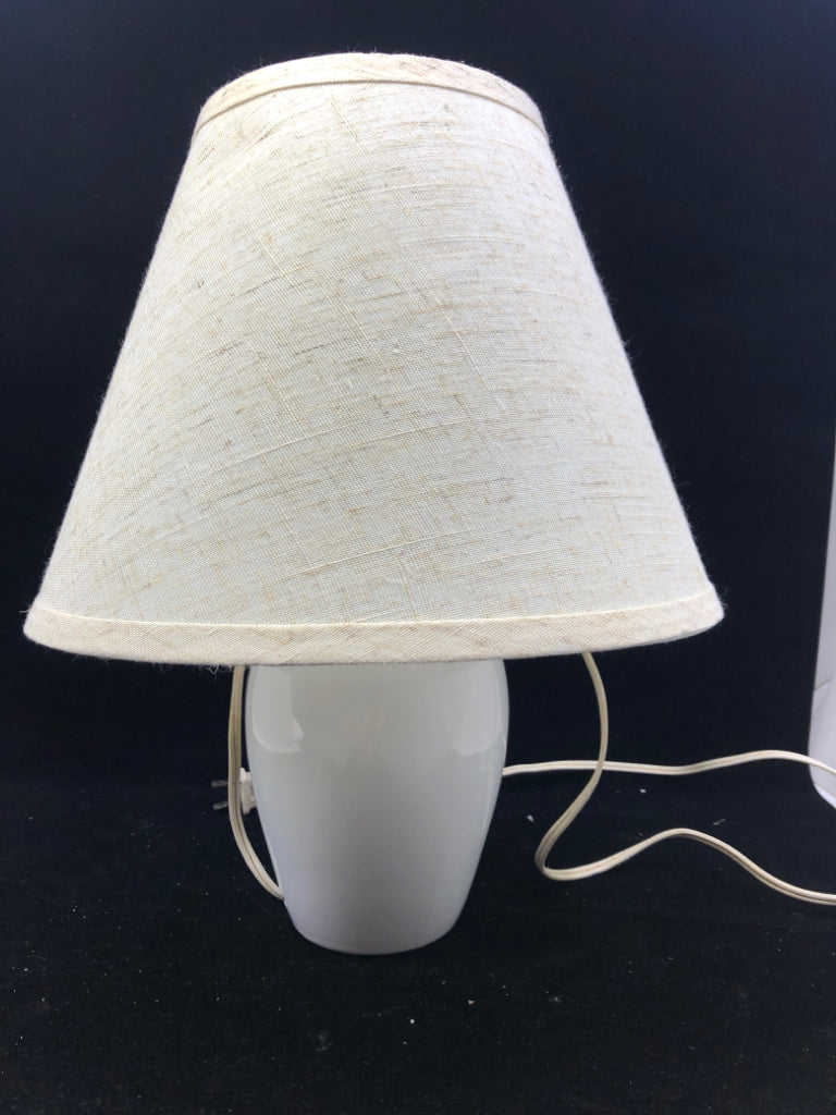 GREY LAMP W WHITE SHADE.