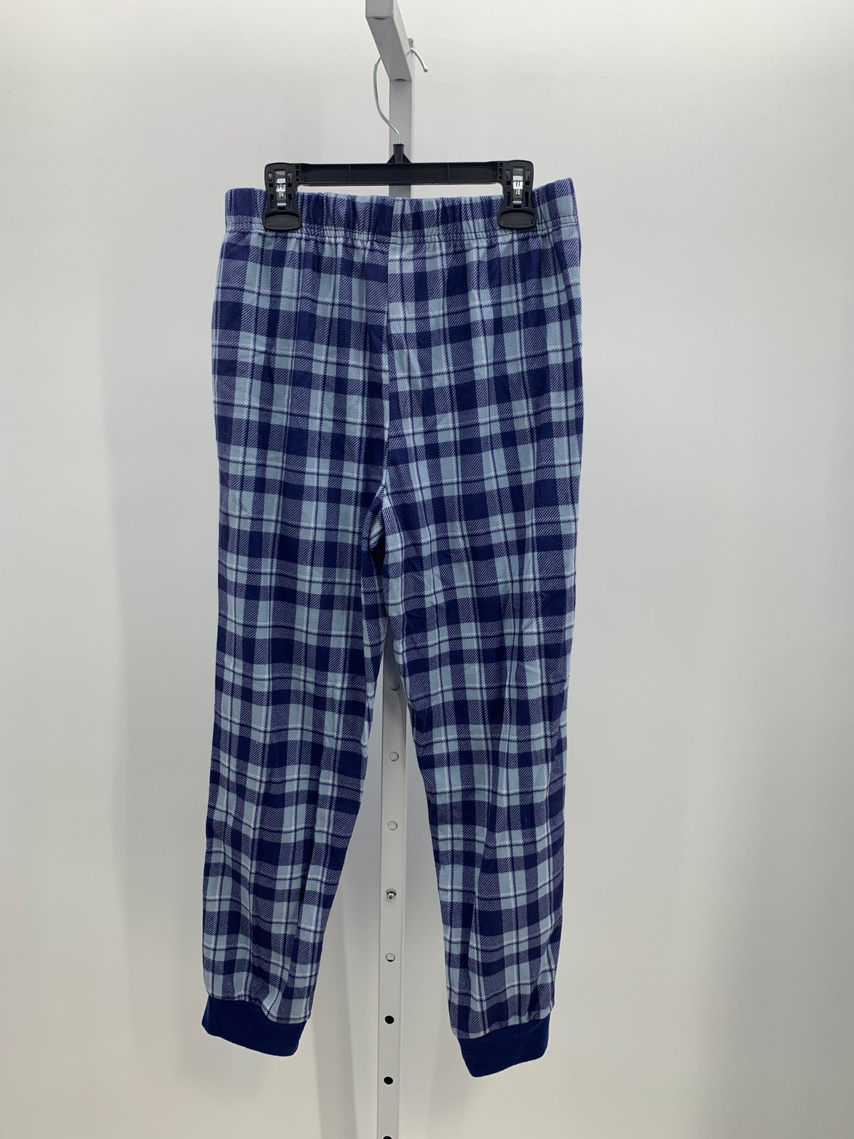 PLAID PANTS.