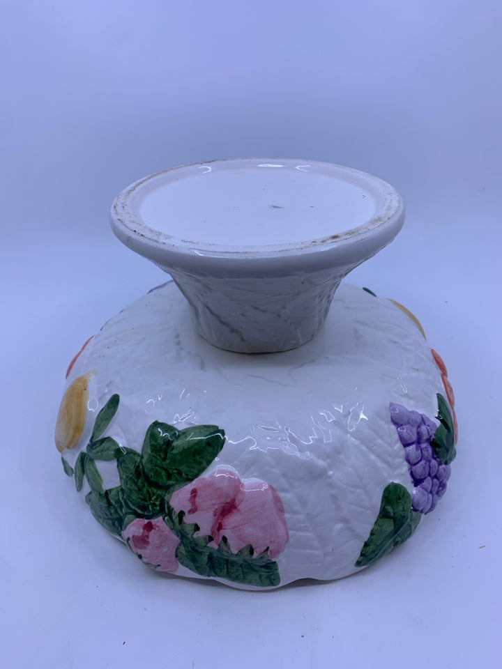 WHITE PEDESTAL/FRUIT BOWL.