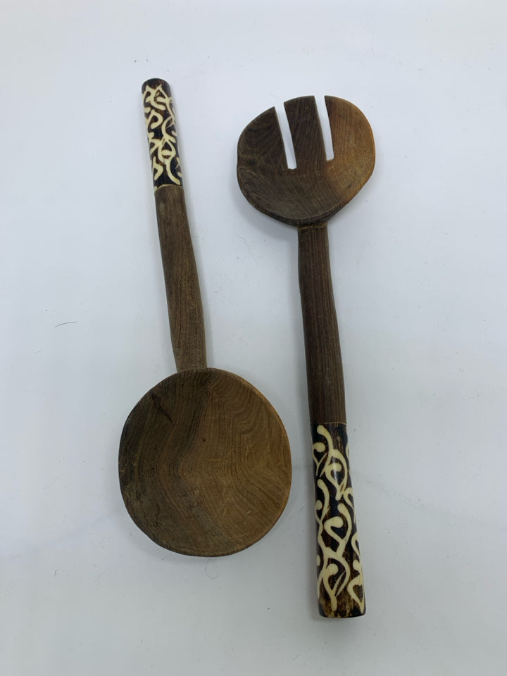 2 WOOD CARVED SALAD UTENSILS W/ DETAILED HANDLE.