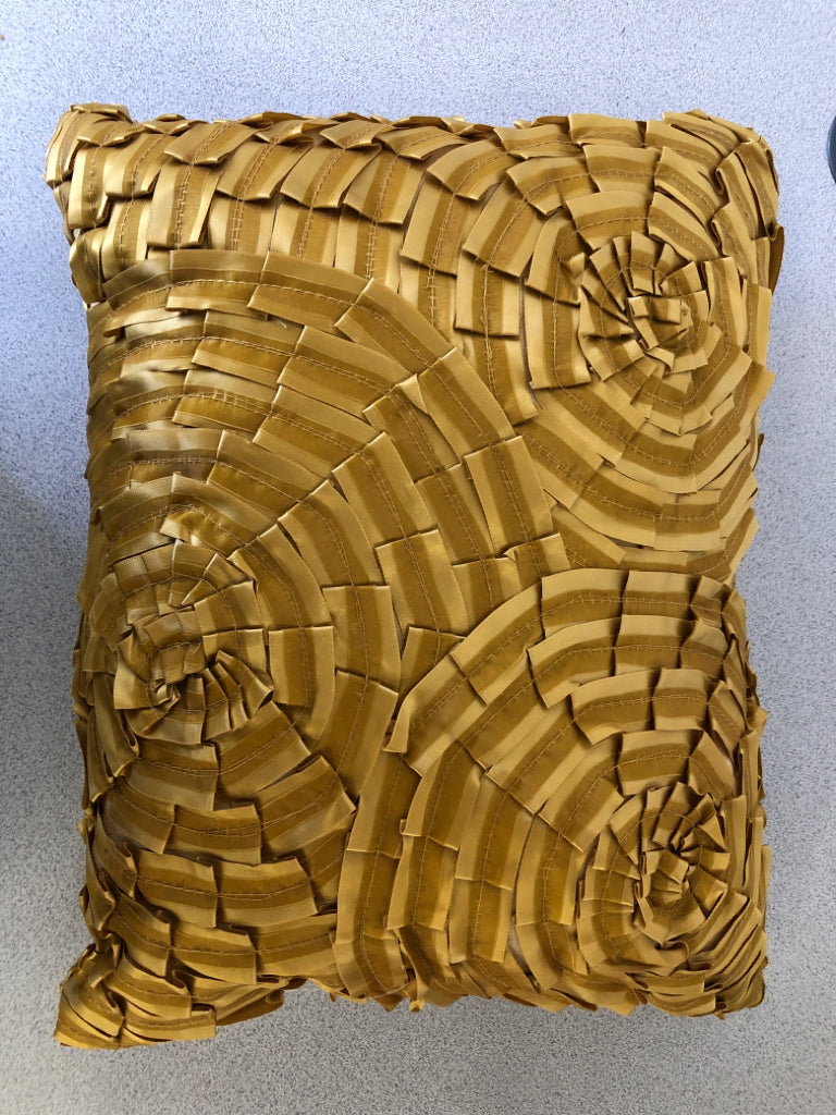 GOLD RUFFLE PILLOW.