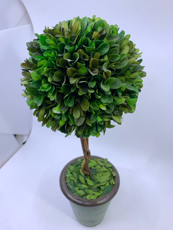 FAUX GREEN TOPIARY IN GREEN POT.