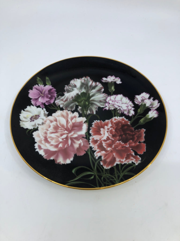 DANBURY MINT "CARNATION" DECORATIVE PLATE W/FLOWERS+GOLD RIM.