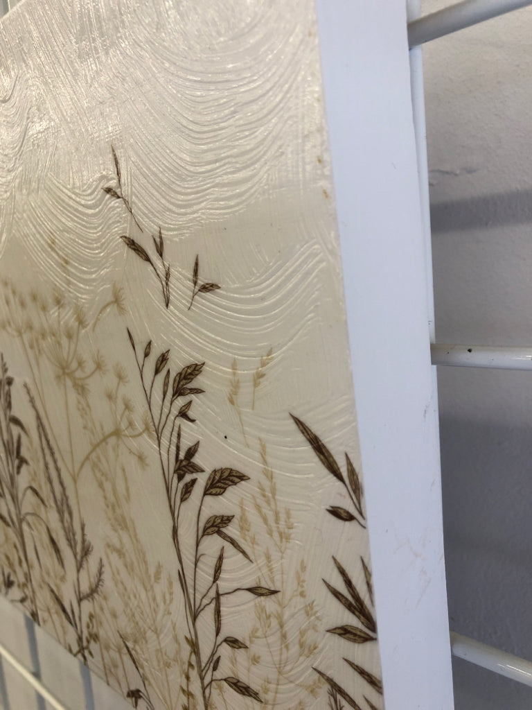 WHITE WOOD W/PAINTED LEAVES ON STEMS WALL HANGING.