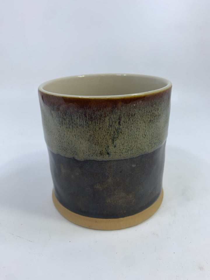 2-TONED BROWN & BLUE DIPPED CERAMIC CUP UNDER THE SUN.