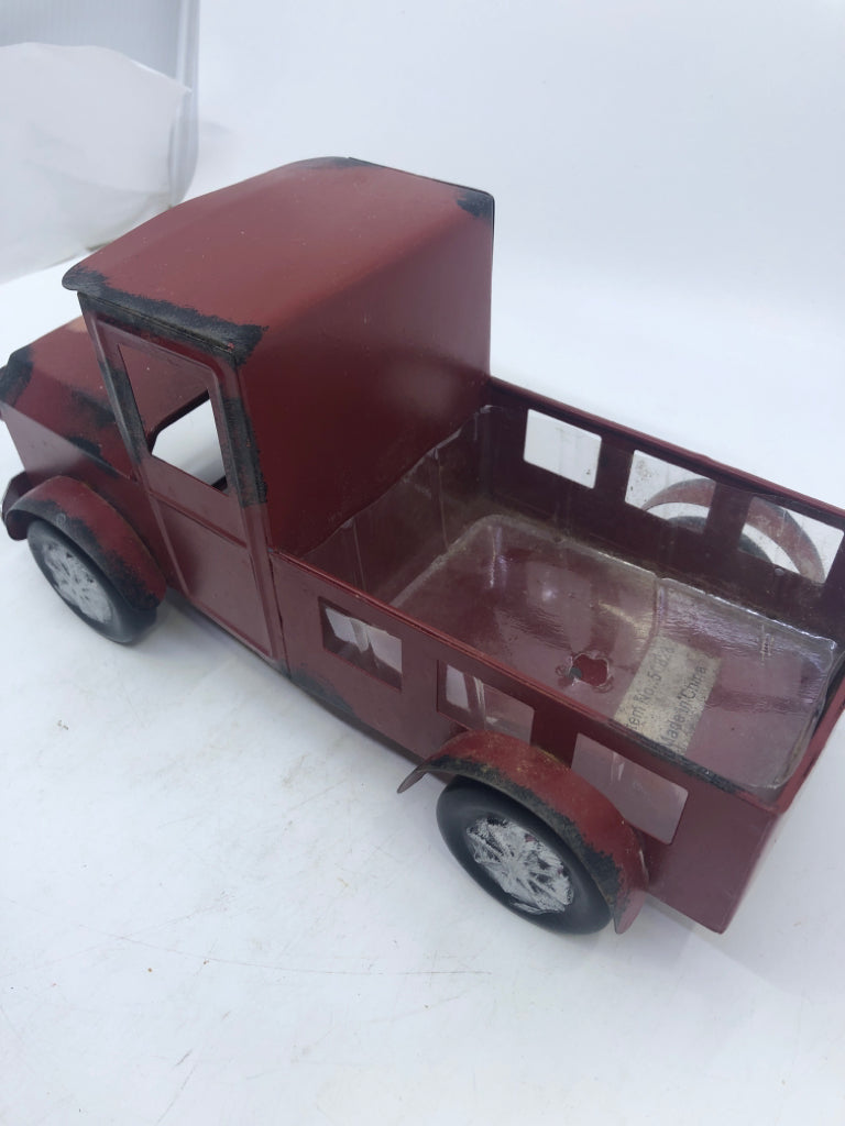 RED METAL TRUCK PLANTER W/ INSERT.