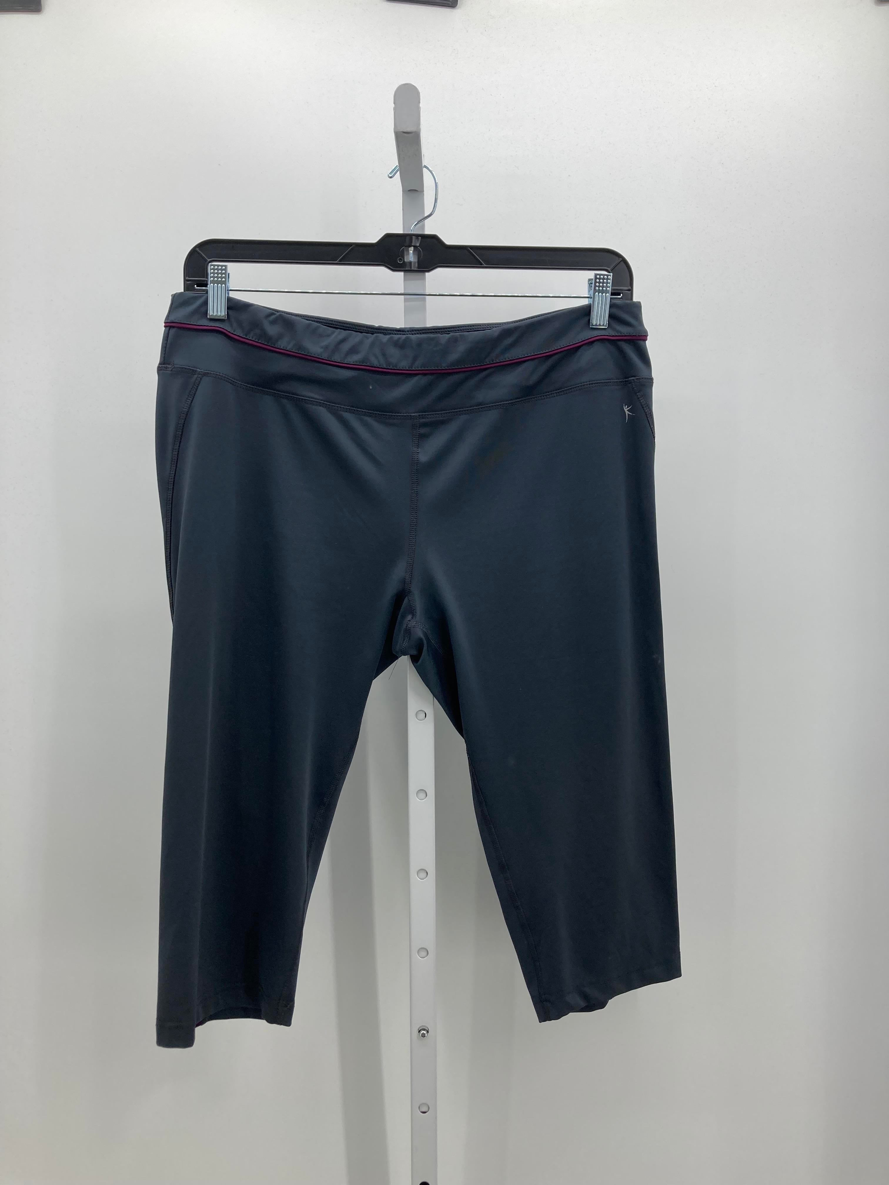 Danskin Now Size Extra Large Misses Capri Pants