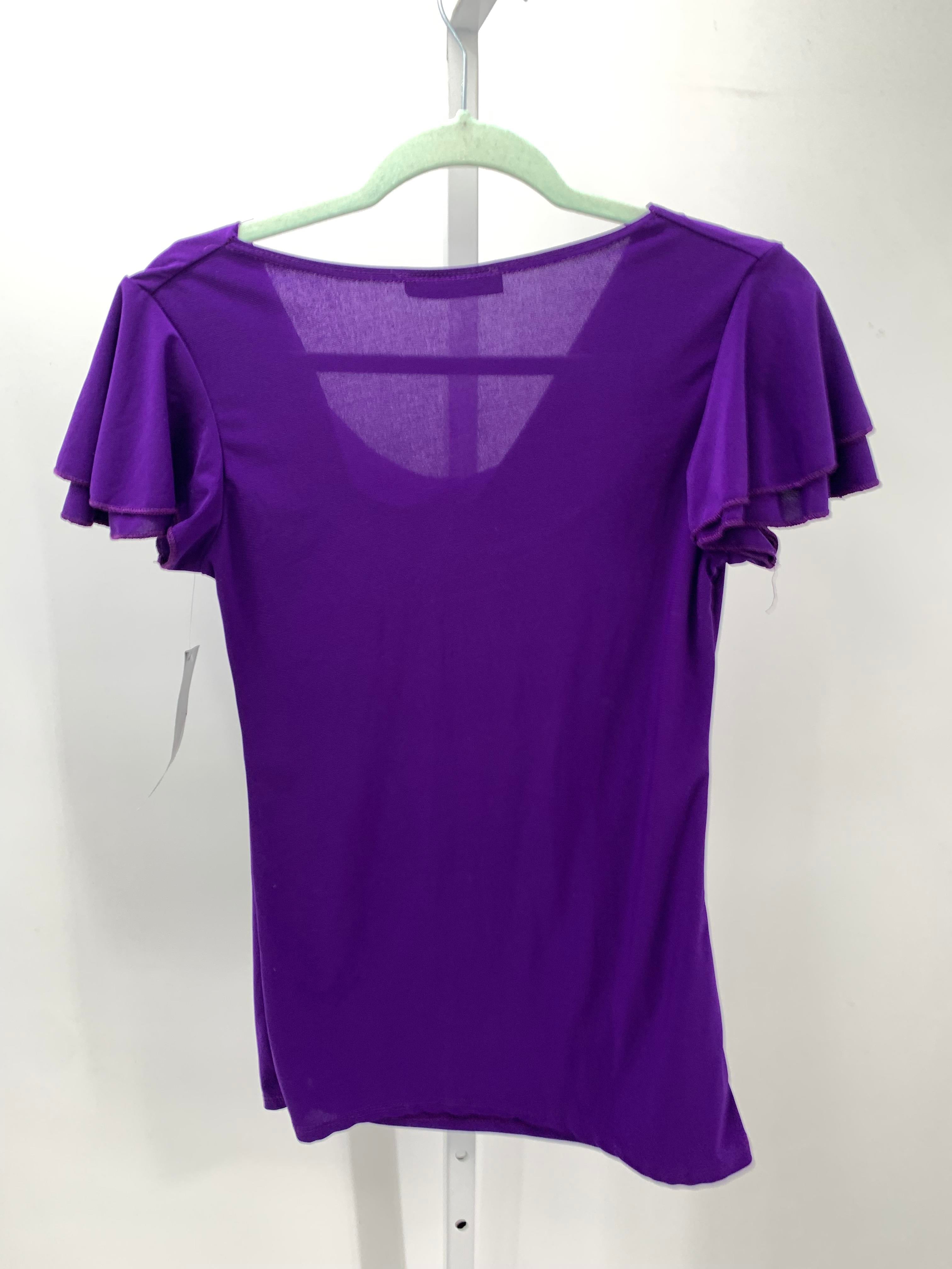 Size Small Misses Short Sleeve Shirt