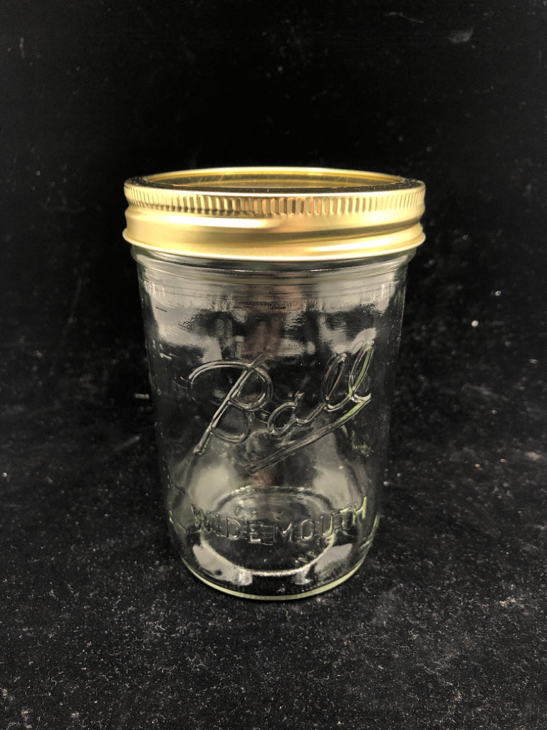 BALL WIDE MOUTH MASON JAR W GOLD TOP.