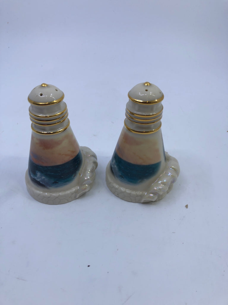 IRIDESCENT THOMAS KINKADE LIGHTHOUSE S/P SHAKERS.