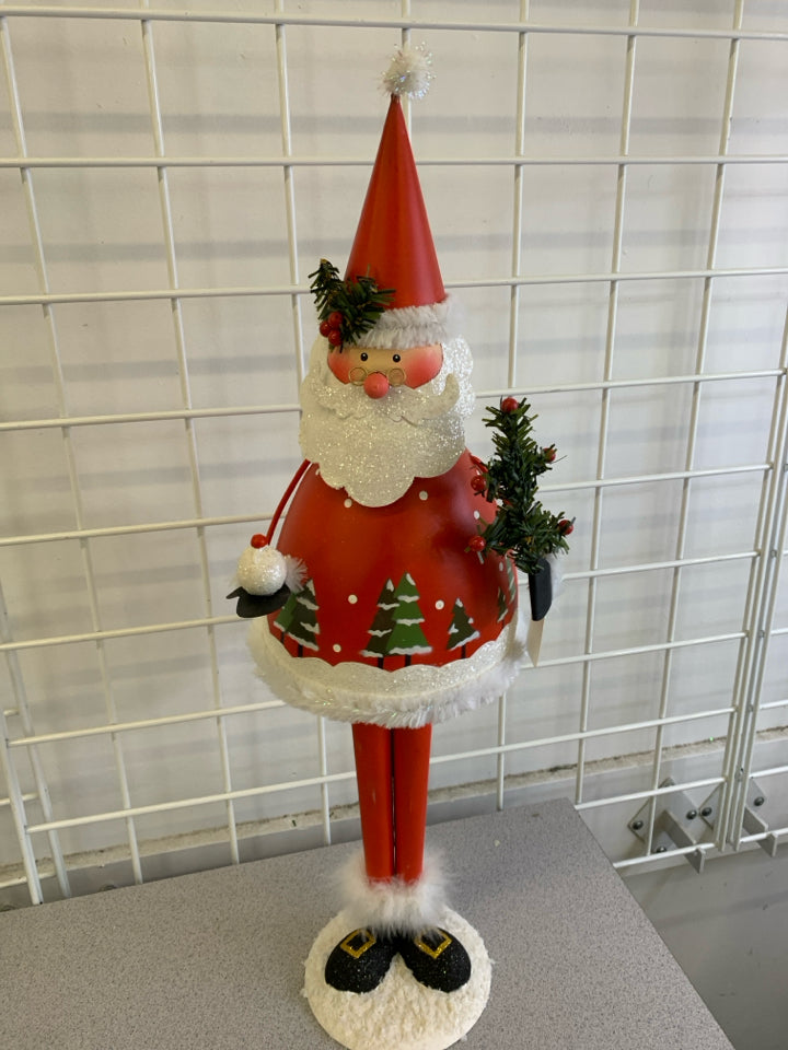 PIER 1 WOOD SPRINGY SANTA.