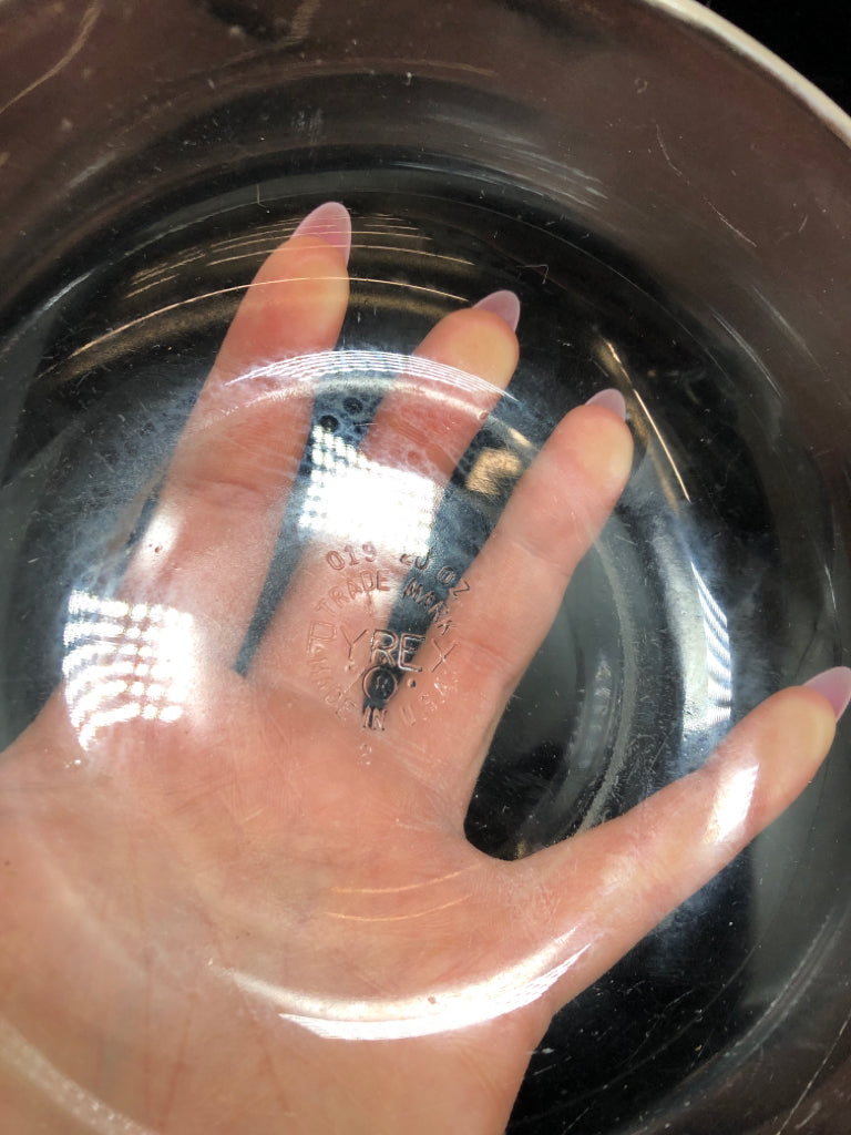 CLEAR GLASS PYREX BOWL.