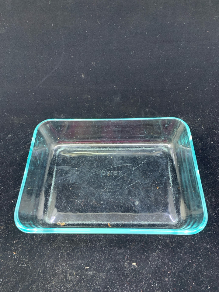 PYREX BAKING DISH.