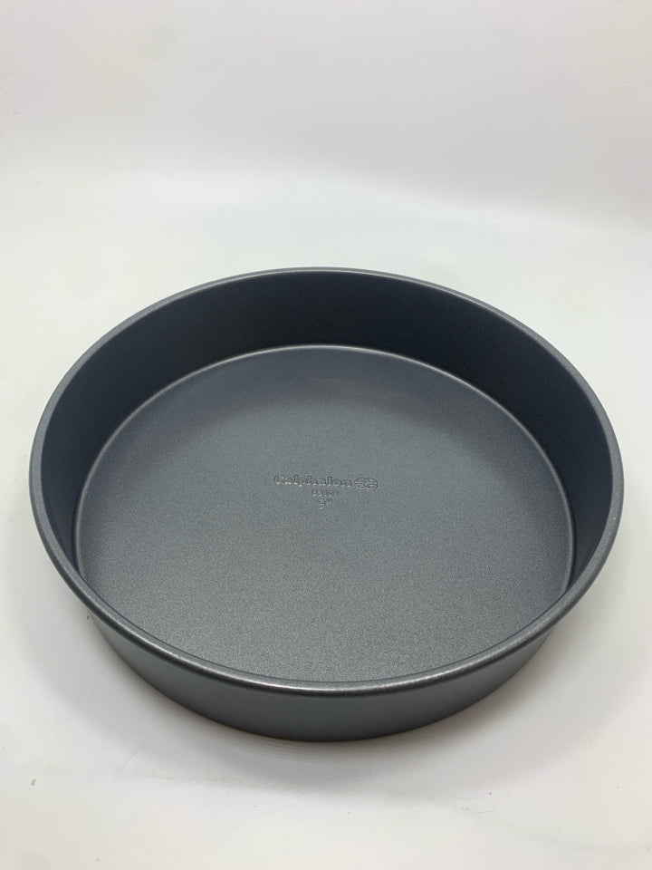 ROUND NON STICK CAKE PAN.