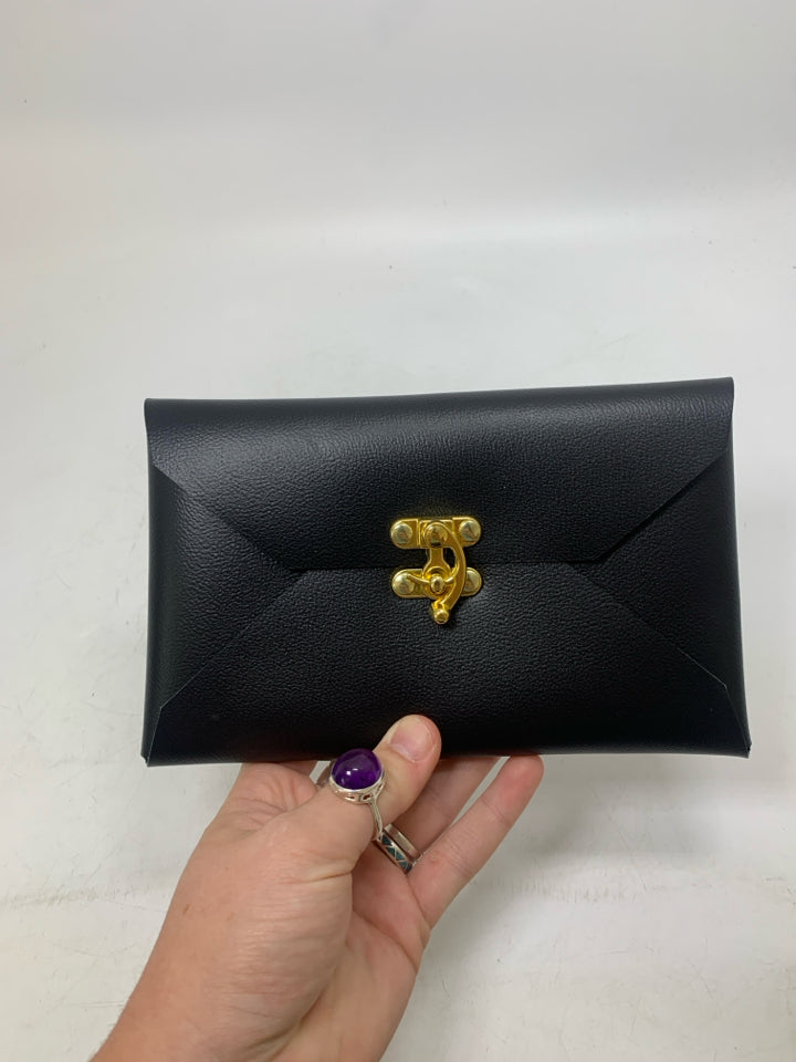 Alice Yardley Small Clasp Leather Clutch