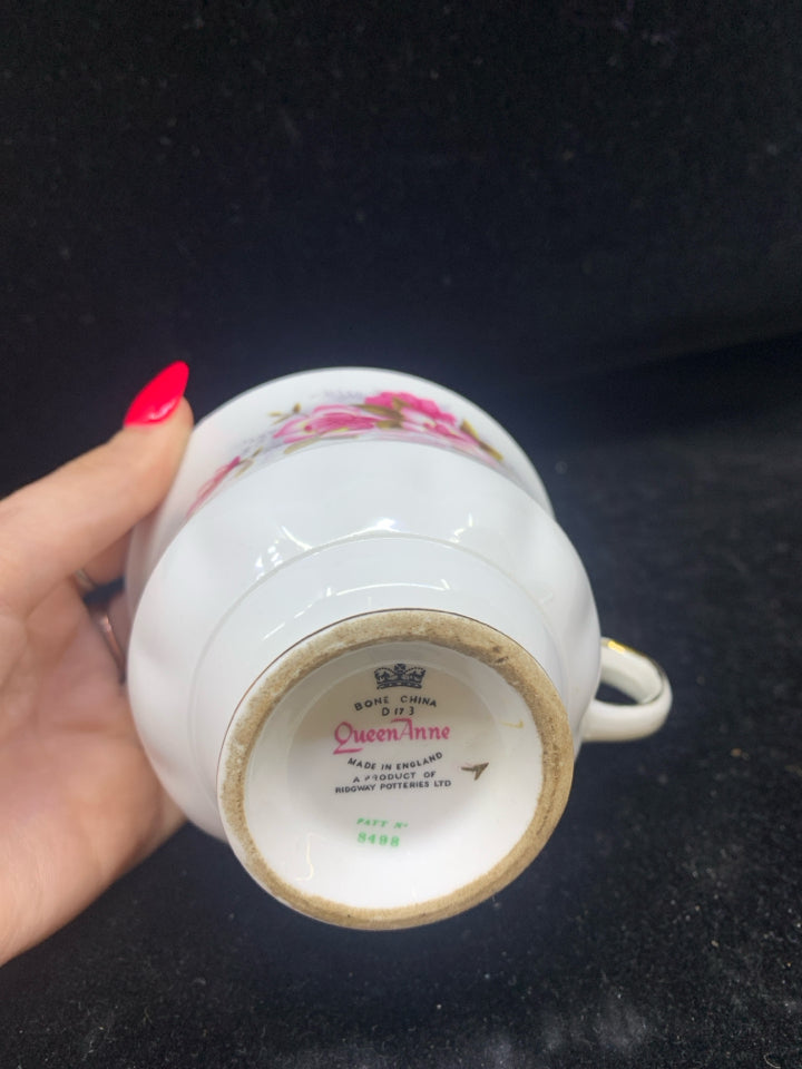 VTG PINK FLORAL W GOLD RIM TEACUP AND SAUCER.