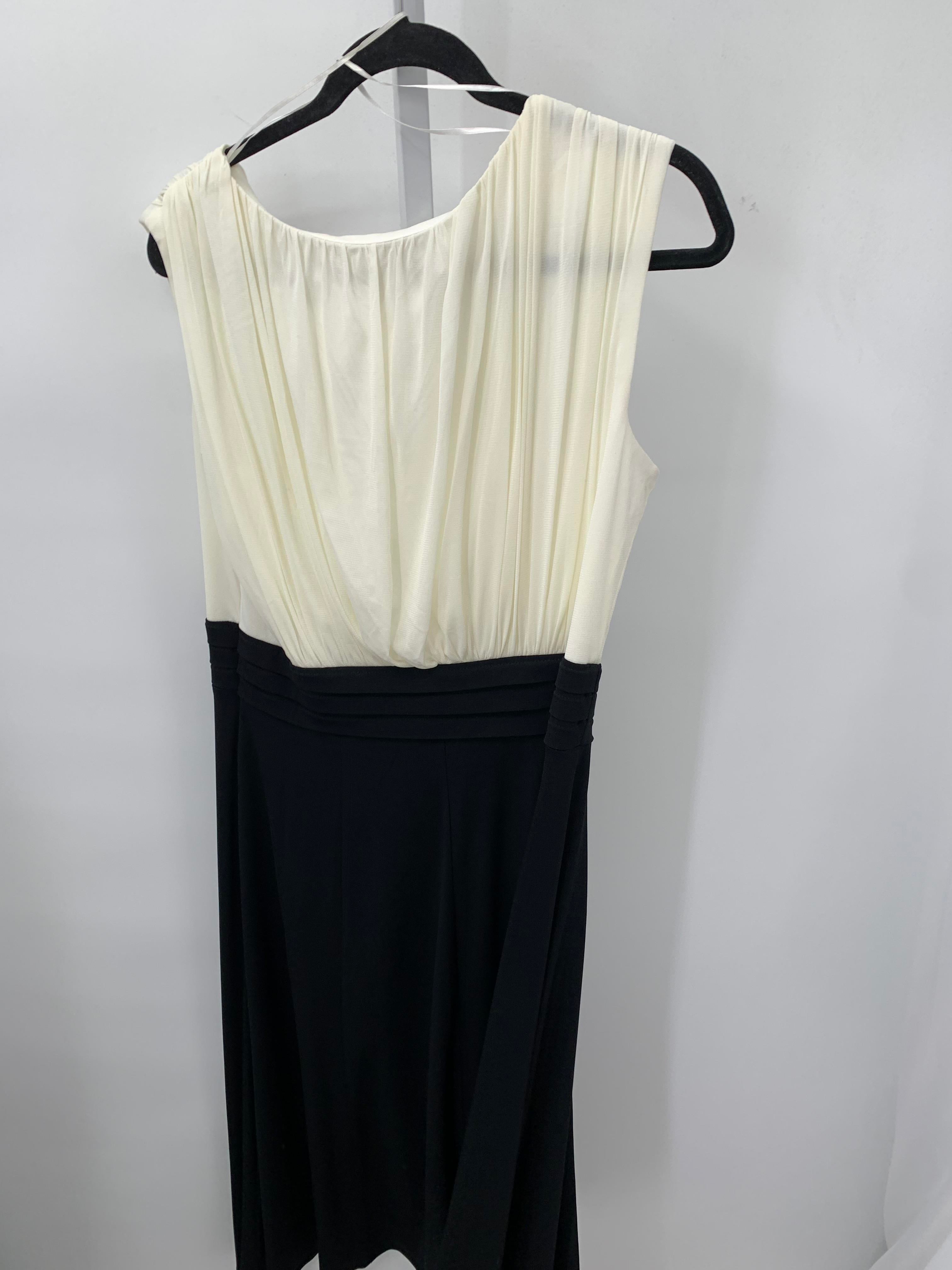 Size 14 Misses Sleeveless Dress