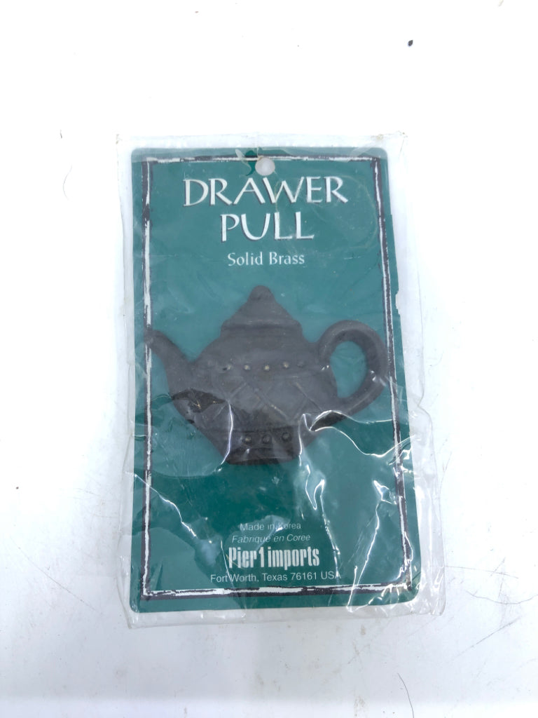 NIP TEAPOT DRAWER PULL- PIER 1.