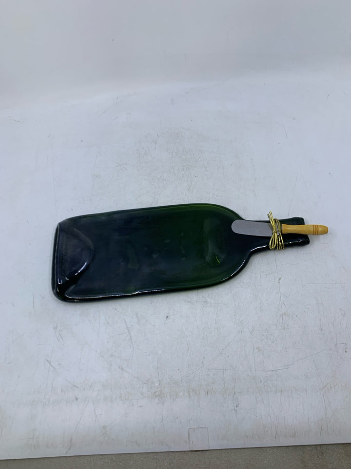 FLAT GREEN WINE BOTTLE W/ CHEESE SPREADER.